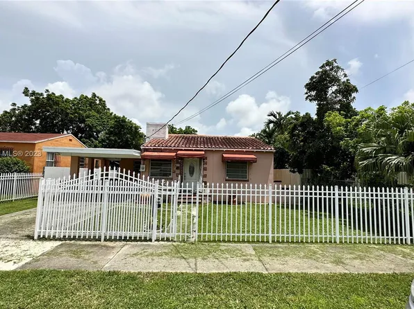 3077 SW 5th St, Miami, FL 33135