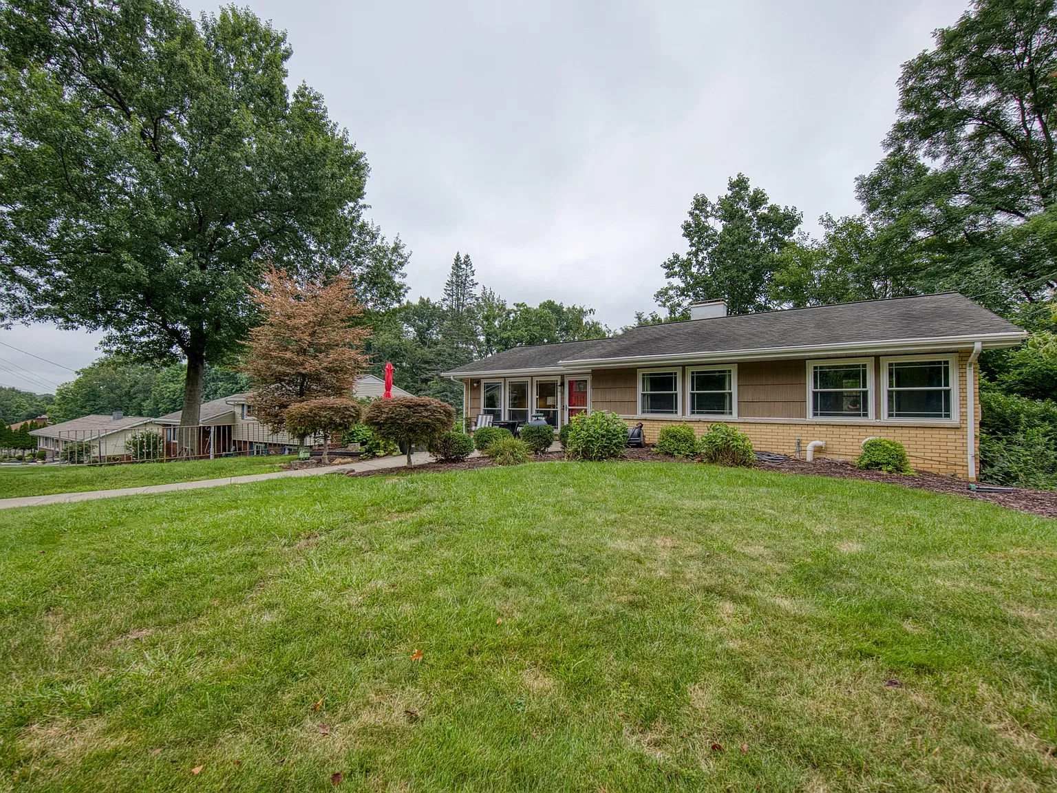 Sandhurst Dr, Coraopolis — Photo 2