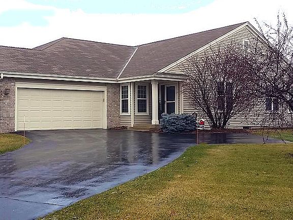 3rd image of 1202 Steeplechase Dr