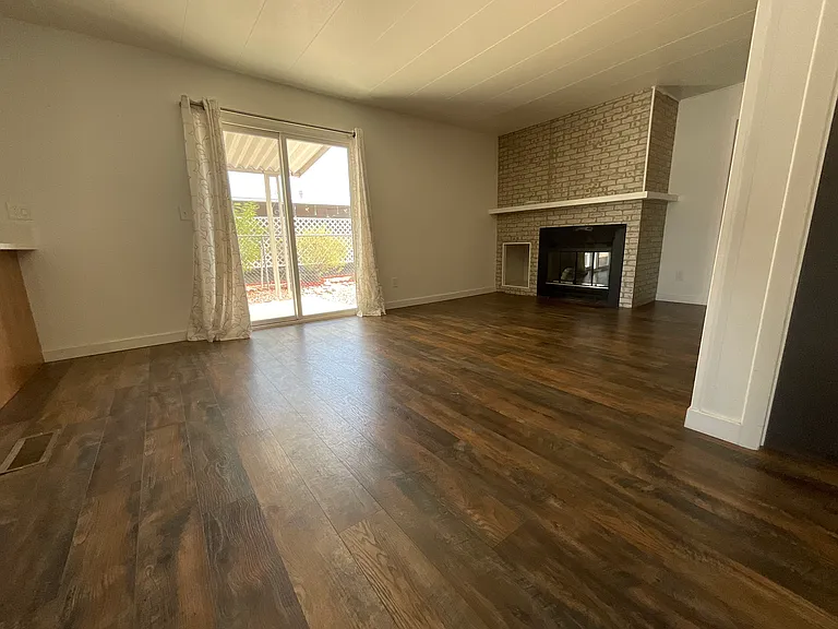 1628 Bluebonnet Blvd — Photo 31
