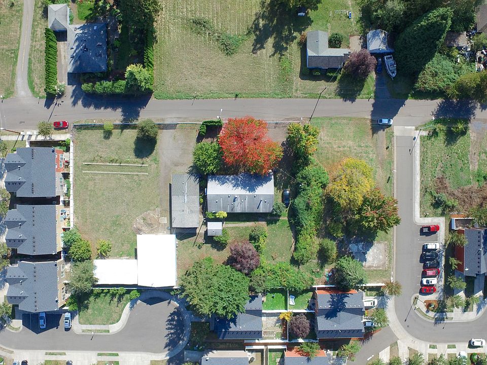 1st image of 11312 NE 23rd St