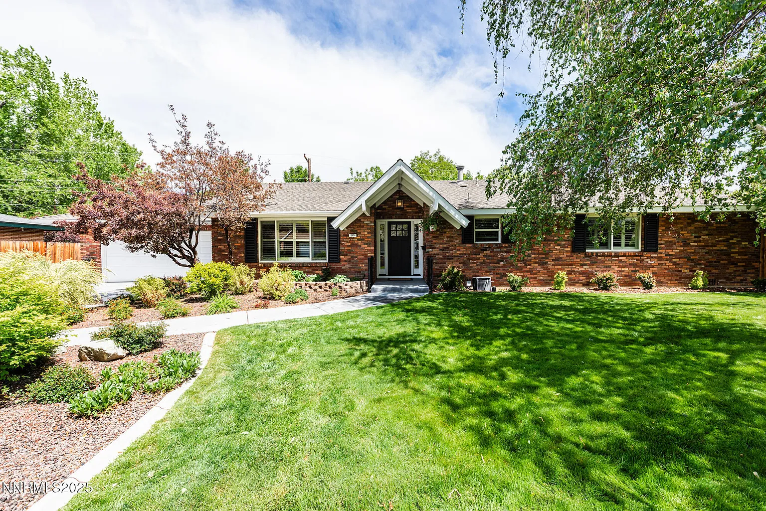 219 Carville Cir photo 1