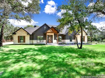 233 Timber Pl, La Vernia, TX, 78121