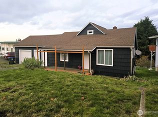 1811 E 3rd St, Port Angeles, WA 98362