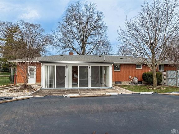 2nd image of 3259 Winterset Dr