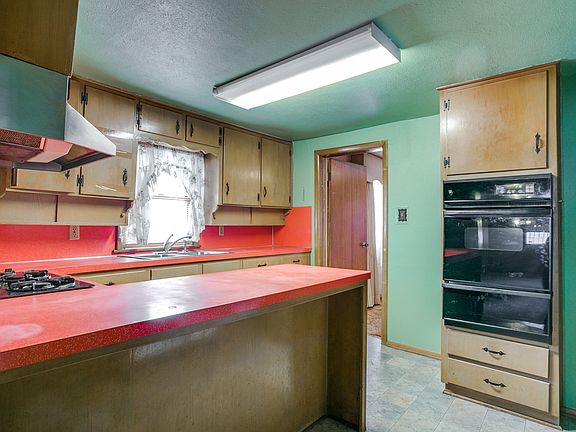 4th image of 1204 E Baltimore Ave