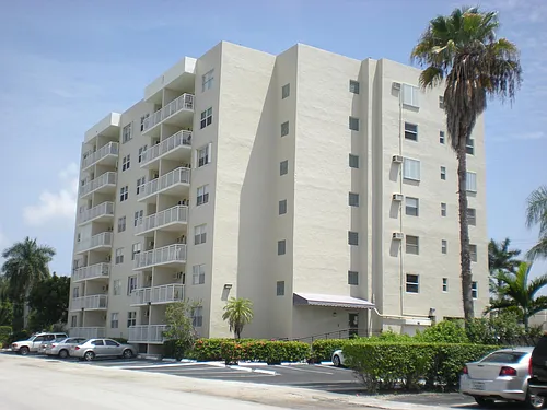 720 Orton Ave Photo 1