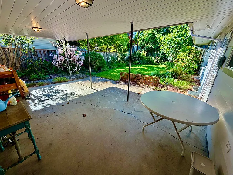1712 SE 104th Ave — Photo 53