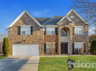 5801 Crimson Oak Ct, Harrisburg, NC 28075