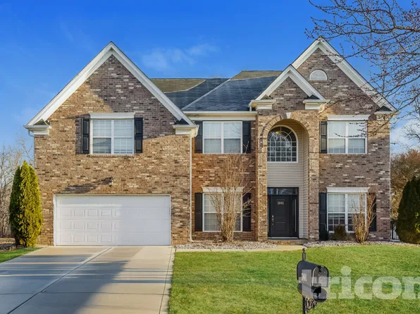 5801 Crimson Oak Ct, Harrisburg, NC 28075