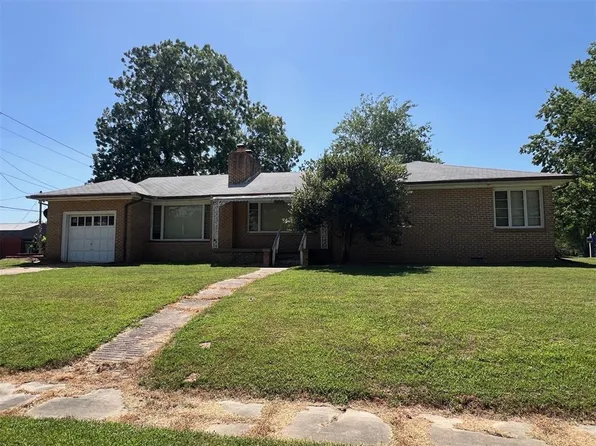 805 S Seminole, Weleetka, OK 74880