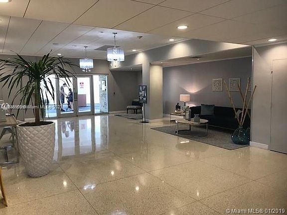 5th image of 1250 West Ave APT 4N
