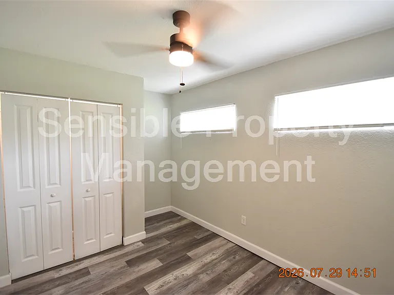 419 Stremma Rd #5 — Photo 15