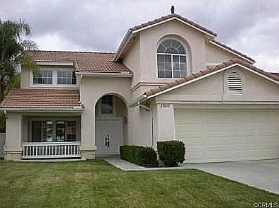 nice covered front porch