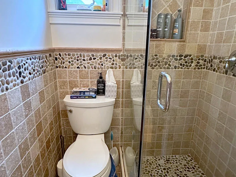 59 Greenleaf Ave — Photo 8
