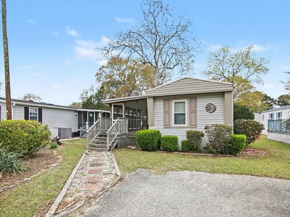 11 Dover St., Murrells Inlet, SC 29576