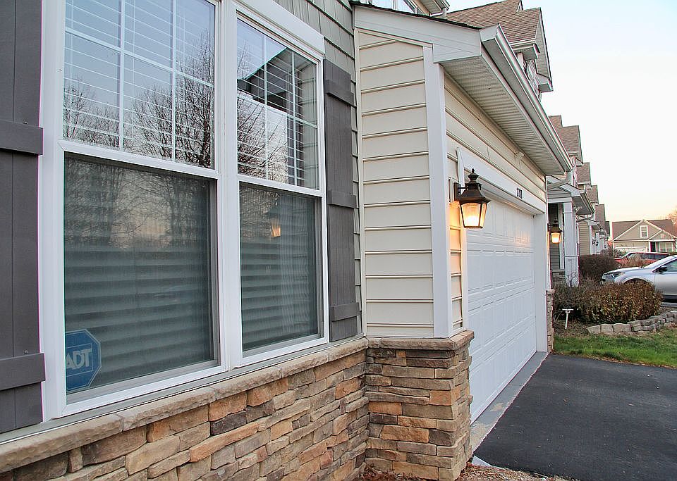 1st image of 2717 Kantian Dr