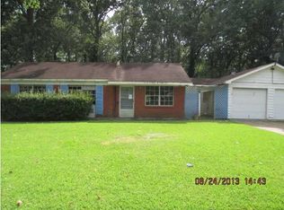 3227 Longwood Dr, Jackson, MS 39212