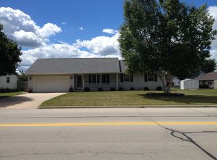 3066 Manitowoc Rd, Green Bay, WI 54311