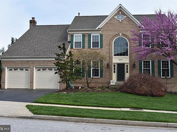 2nd image of 8911 Bradford Way