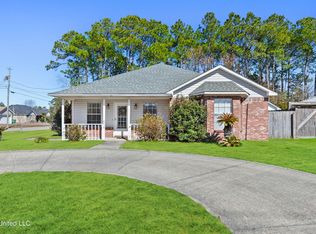 8716 Marina Ave, Ocean Springs, MS 39564