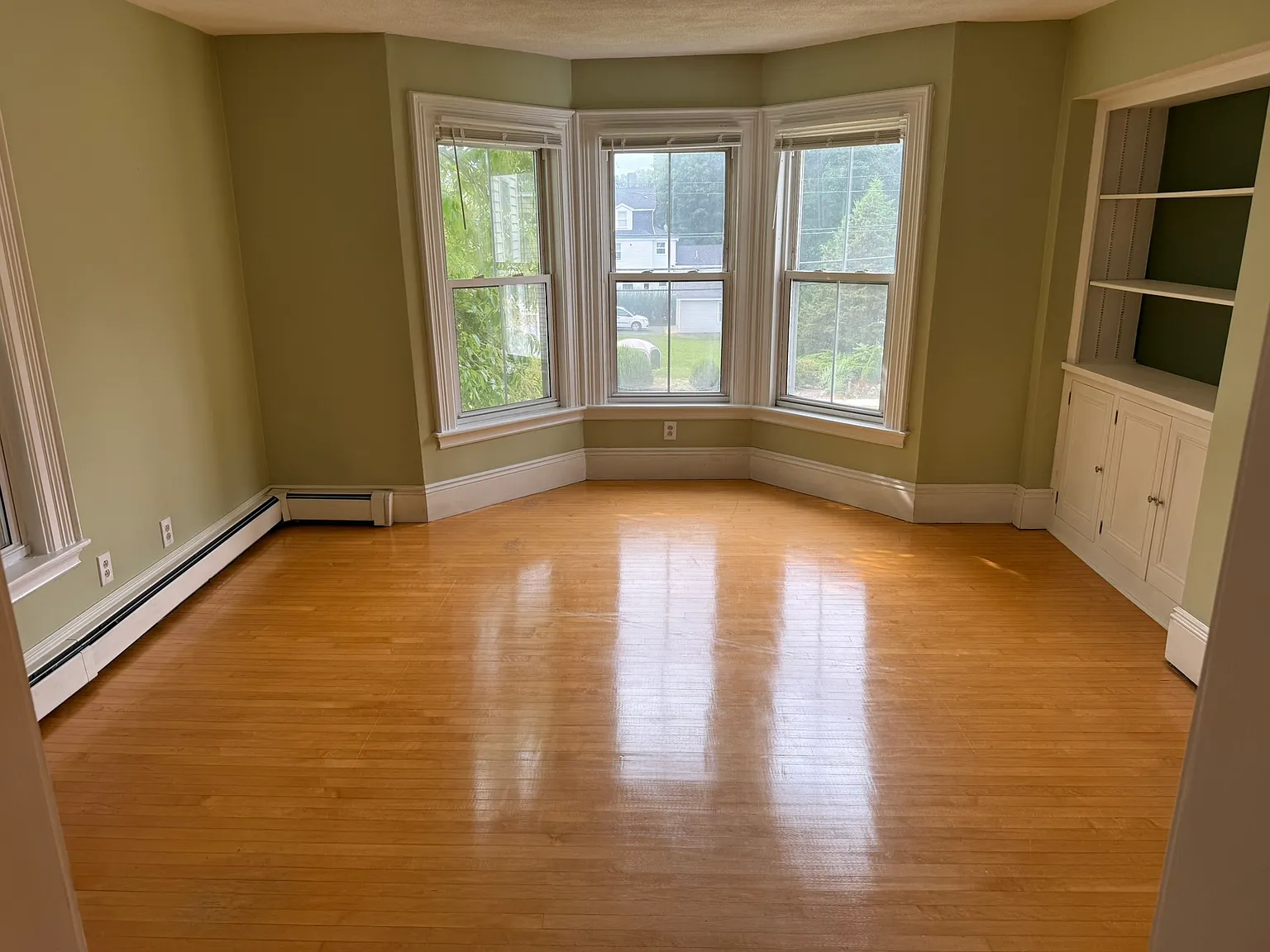 2 bed, 1411 sqft, $2,650 — Photo 3