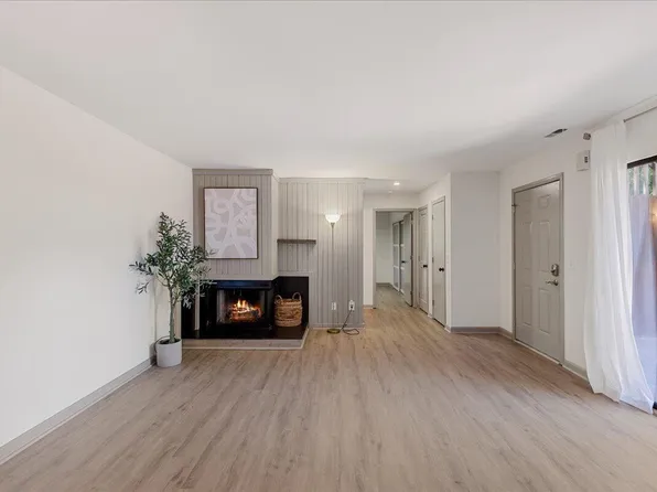 257 Summerwalk Cir, Chapel Hill, NC 27517