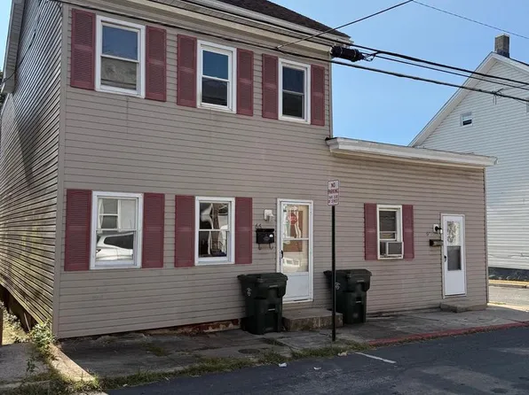 66 Elizabeth St, Hagerstown, MD 21740