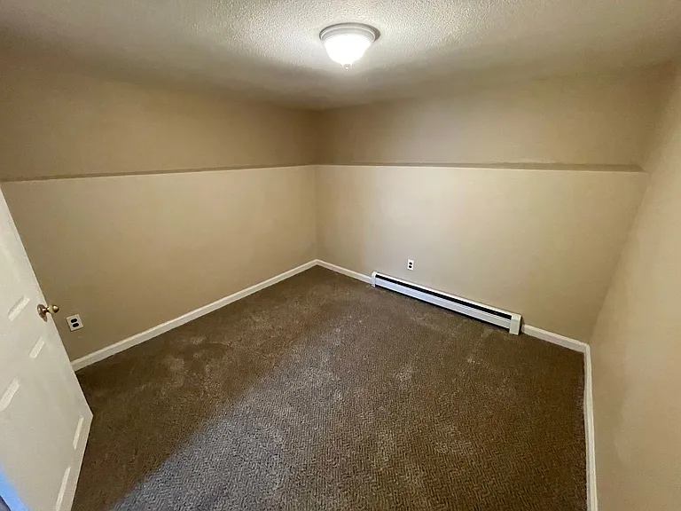 616 Zion Dr — Photo 15
