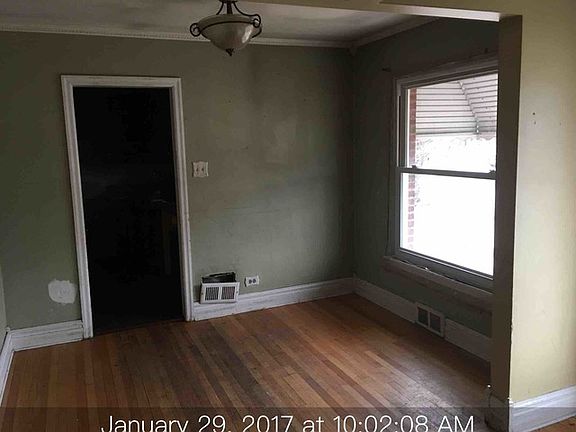 3rd image of 9619 S Tulley Ave