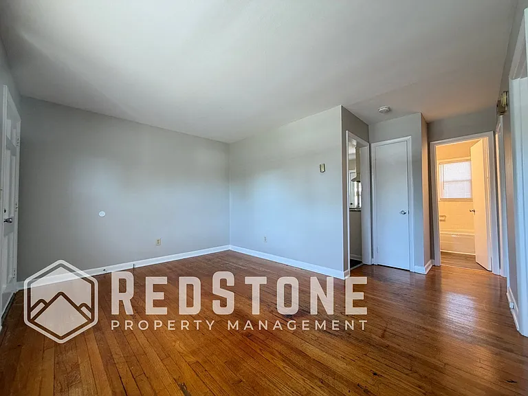 128 Friendly Rd — Photo 3