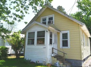 2549 3rd Ave, Schenectady, NY 12303