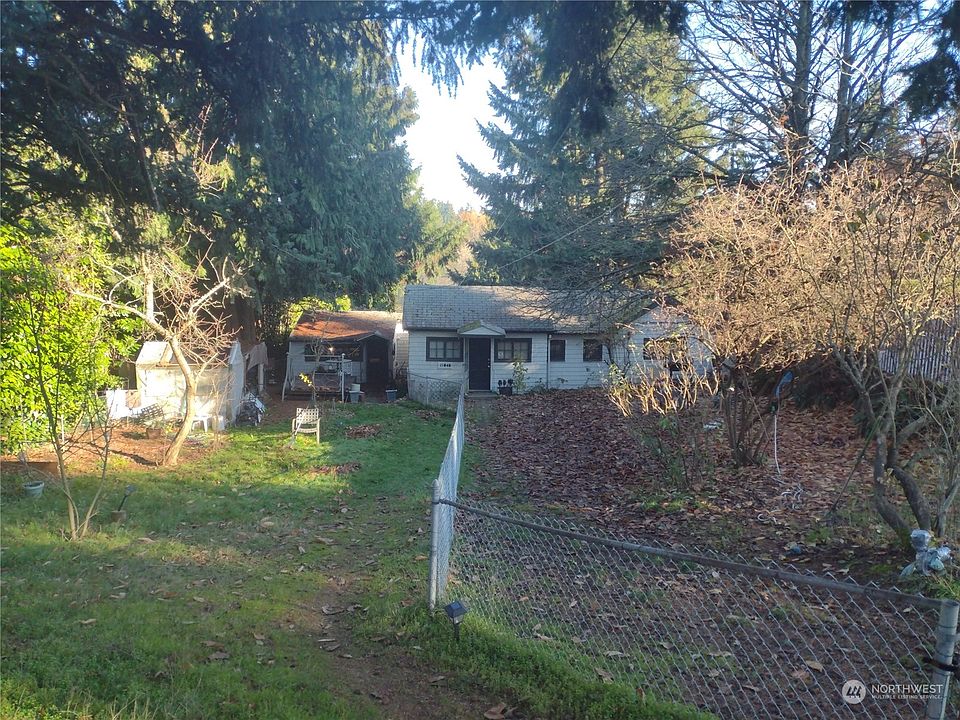 2nd image of 11040 11th Avenue SW