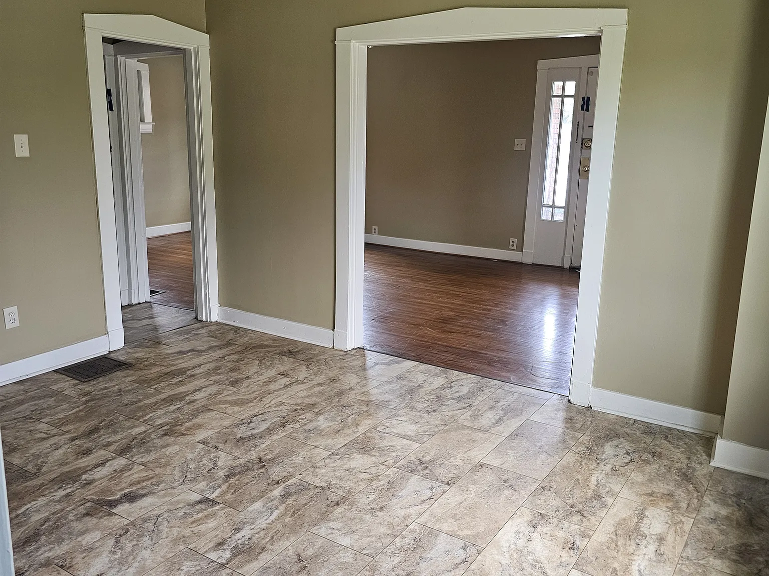 3 bed, 1200 sqft, $1,195 — Photo 4