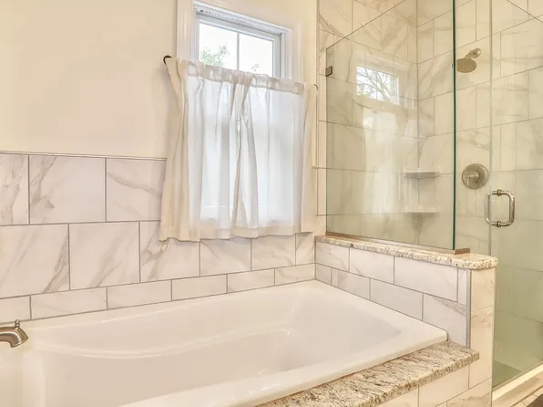 36 Independence Way image 24 of 40