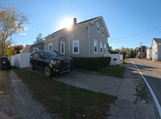 27 Vernon St, Warren, RI 02885