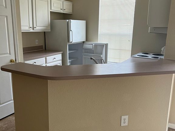 2nd image of 13703 Richmond Park Dr N APT 2801