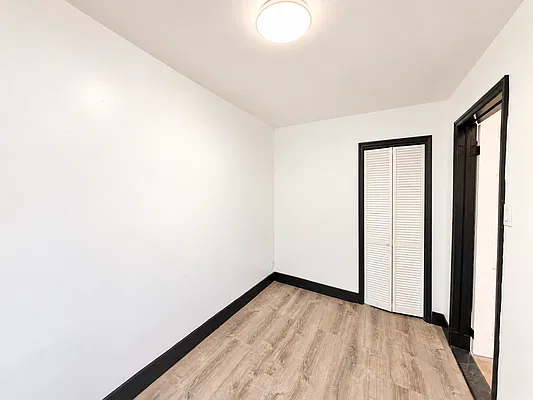 Bedroom, photo 6