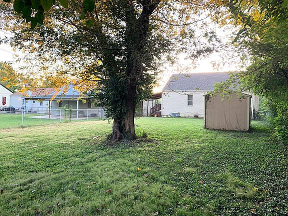 3rd image of 308 Ames Pl