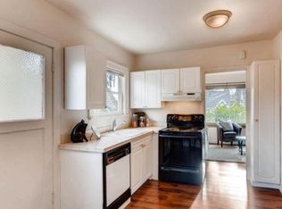 516 N 71st St, Seattle, WA 98103