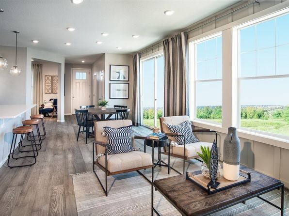 aurora-colorado-343113703 picture