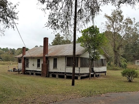 3rd image of 155 NE Largo Pl