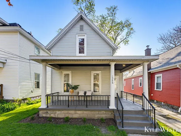 1526 Coit Ave NE, Grand Rapids, MI 49505