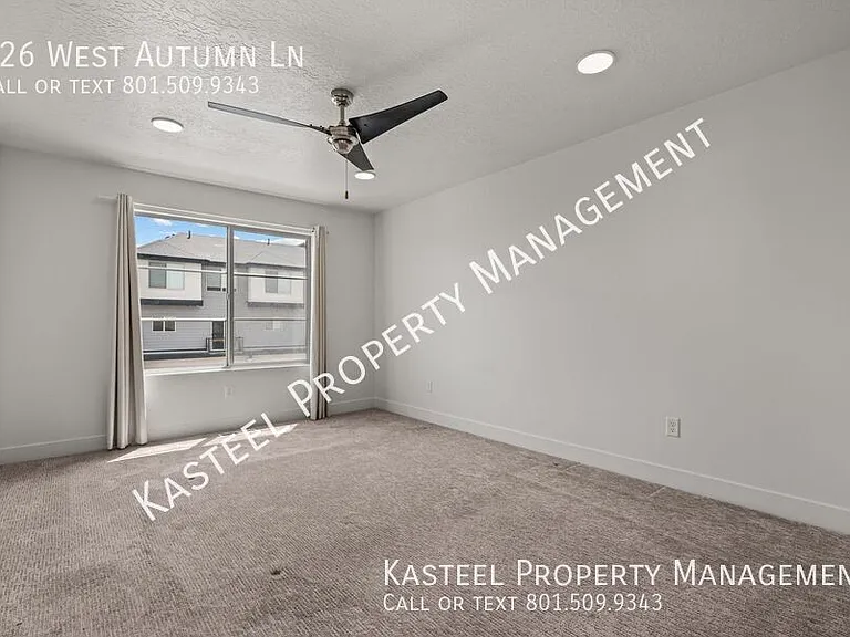 126 W Autumn Ln — Photo 20