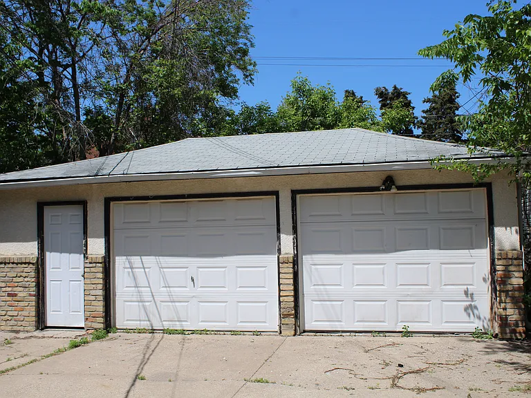 747 Tuscarora Ave — Photo 6