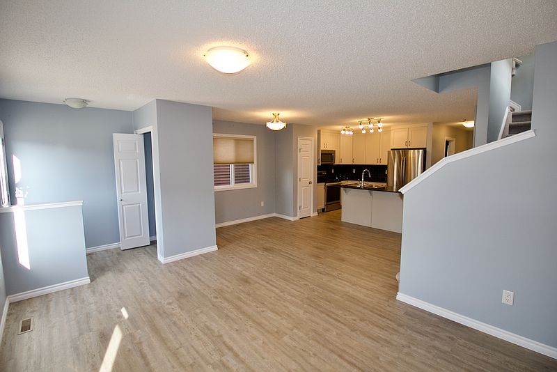 Edmonton House for rent - 4 Bedrooms — photo 15