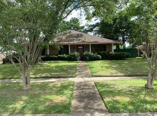 7261 Palmetto Dr, Baton Rouge, LA 70808
