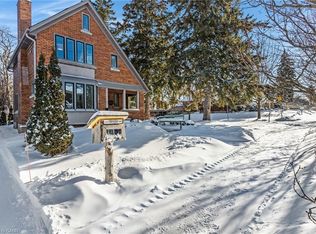 86 Earl St, Kitchener, ON N2M2V9