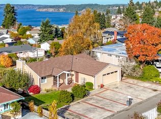 1747 N Narrows Dr, Tacoma, WA