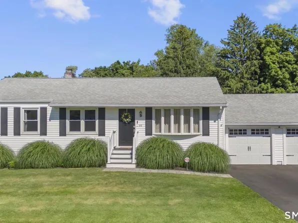 30 Pine River Road, North Haven, CT 06473